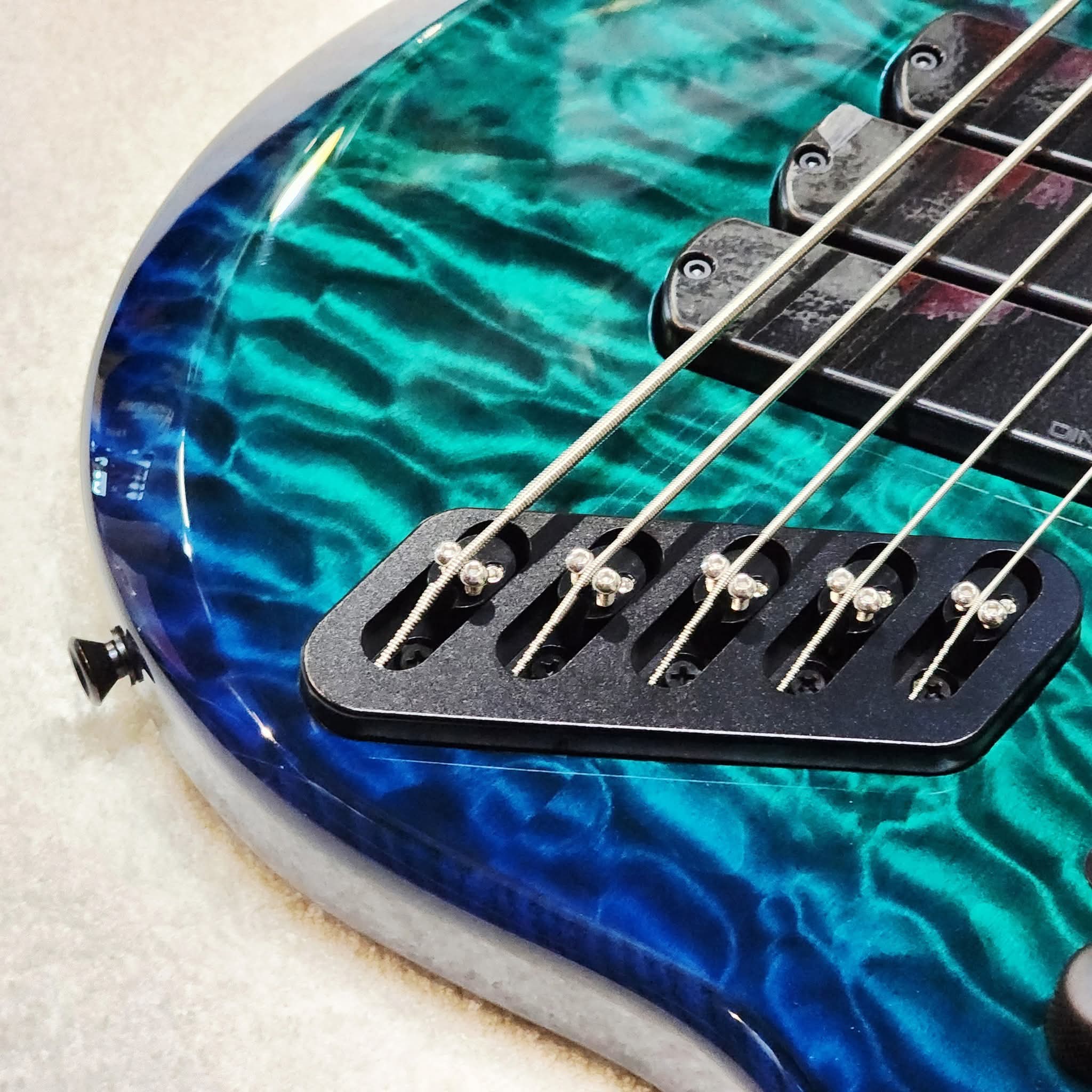 DINGWALL COMBUSTION C3-5 MAPLE BOARD - WHALEPOOL BURST