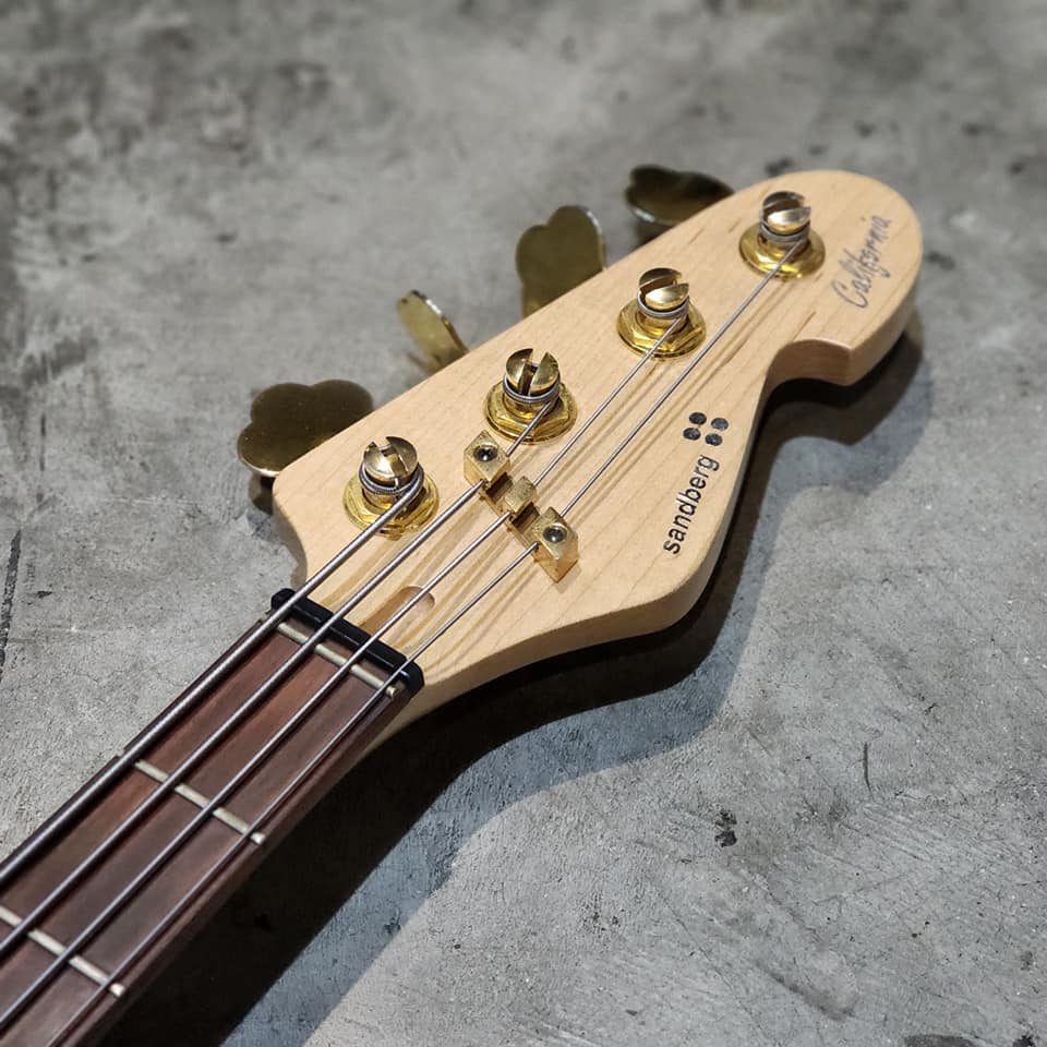 (USED) Sandberg California II VS4 High Gloss "Goldburst"