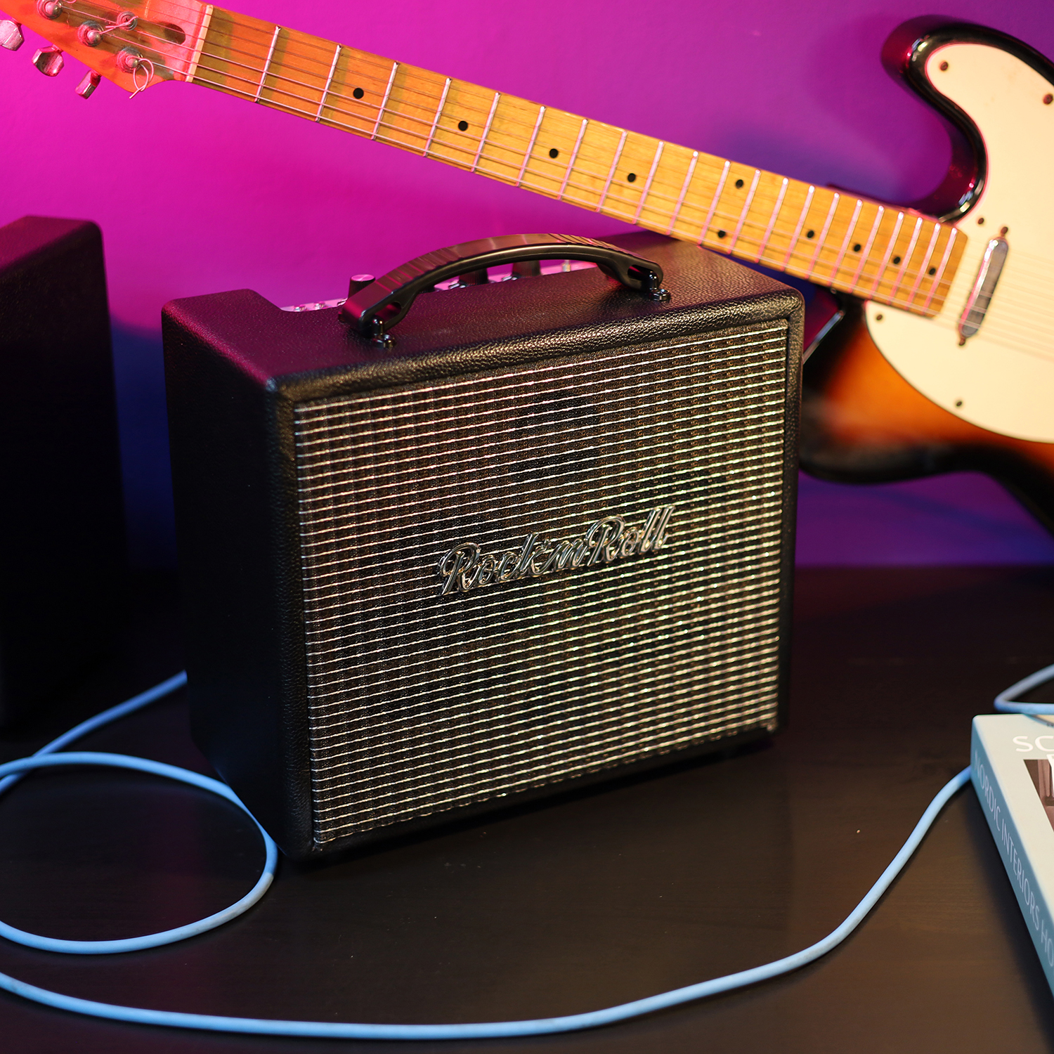 AJ ลำโพงบลูทูธ รุ่น X60 กำลังขับ 80วัตต์ เเถมไมค์ลอย 2 ตัว ปรับเบส ปรับเเหลม ต่อกีต้าร์ได้ รับประกัน 1 ปี