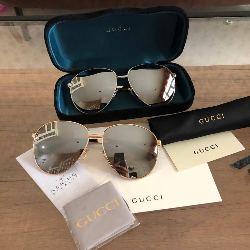Gucci GG2280 ทรงสวยมาก ปรอทเงินเงาวิ้ง เรียบหรู ดูแพงมาาาาาาาก😍 👍🏼งานเกรด Hi end ปั้มโลโก้ทุกจุด เทียบแท้1:1 👍🏼sz. 61-14-145 mm 👍🏼col. ปรอทเงินกรอบทอง, ปรอทเงินกรอบเงิน 👍🏼อุปกรณ์ครบเซ