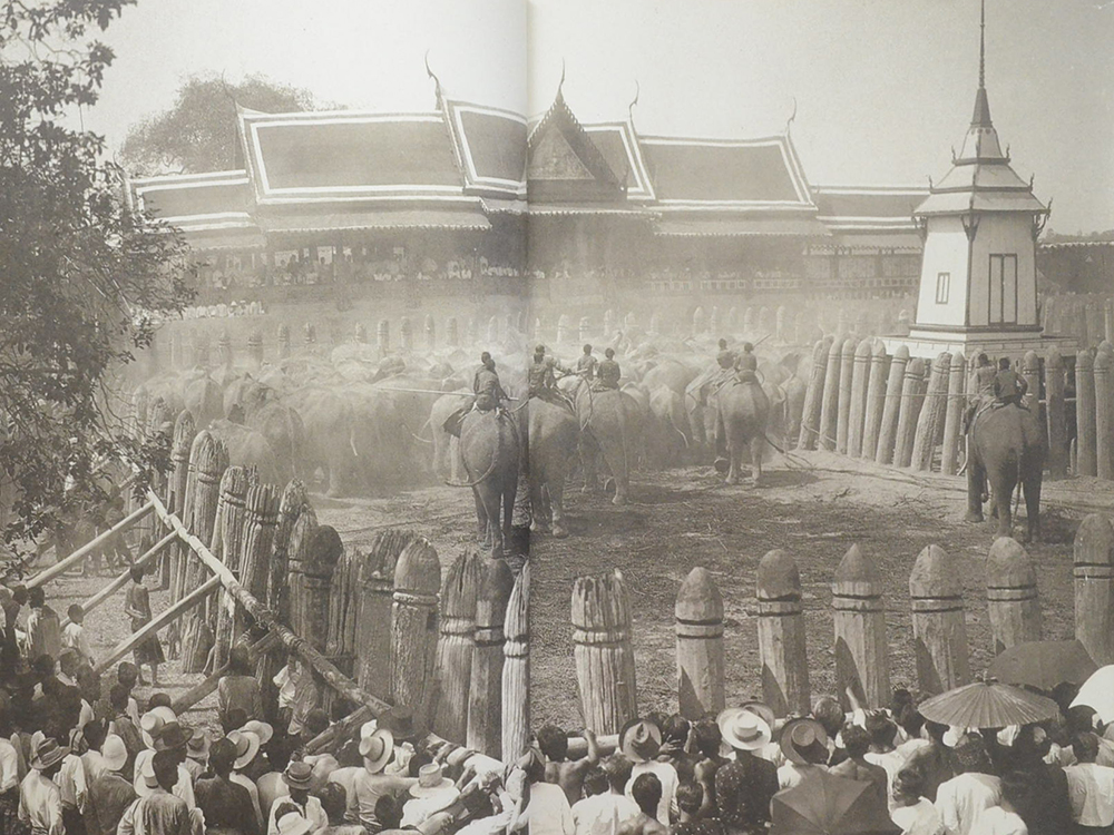 THAILAND SEVEN DAYS IN THE KINGDOM (เล่มใหญ่)