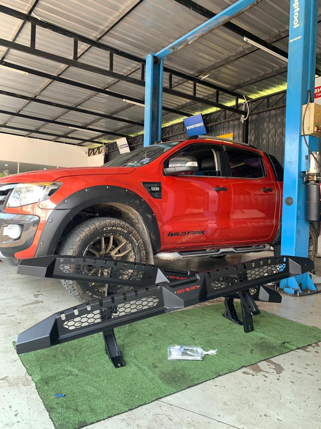บรรไดข้างเหล็ก Off-Road LWN4x4🇹🇭 สำหรับรถฟอร์ด