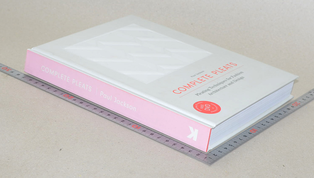 COMPLETE PLEATS (ไม่มี DVD)