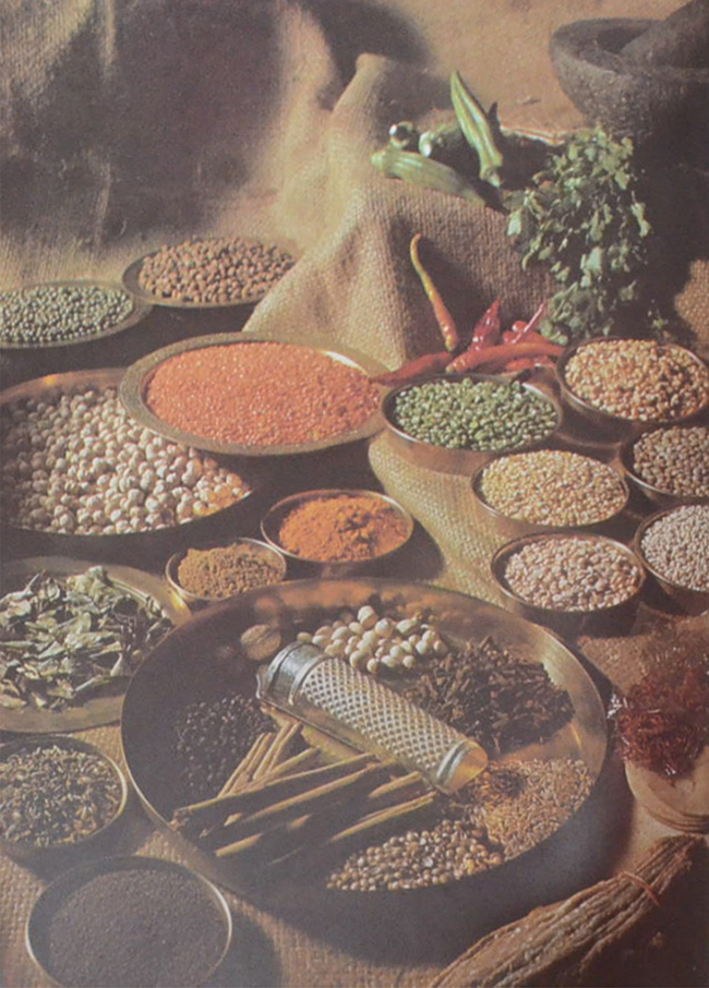 THE COMPLETE ASIAN COOKBOOK