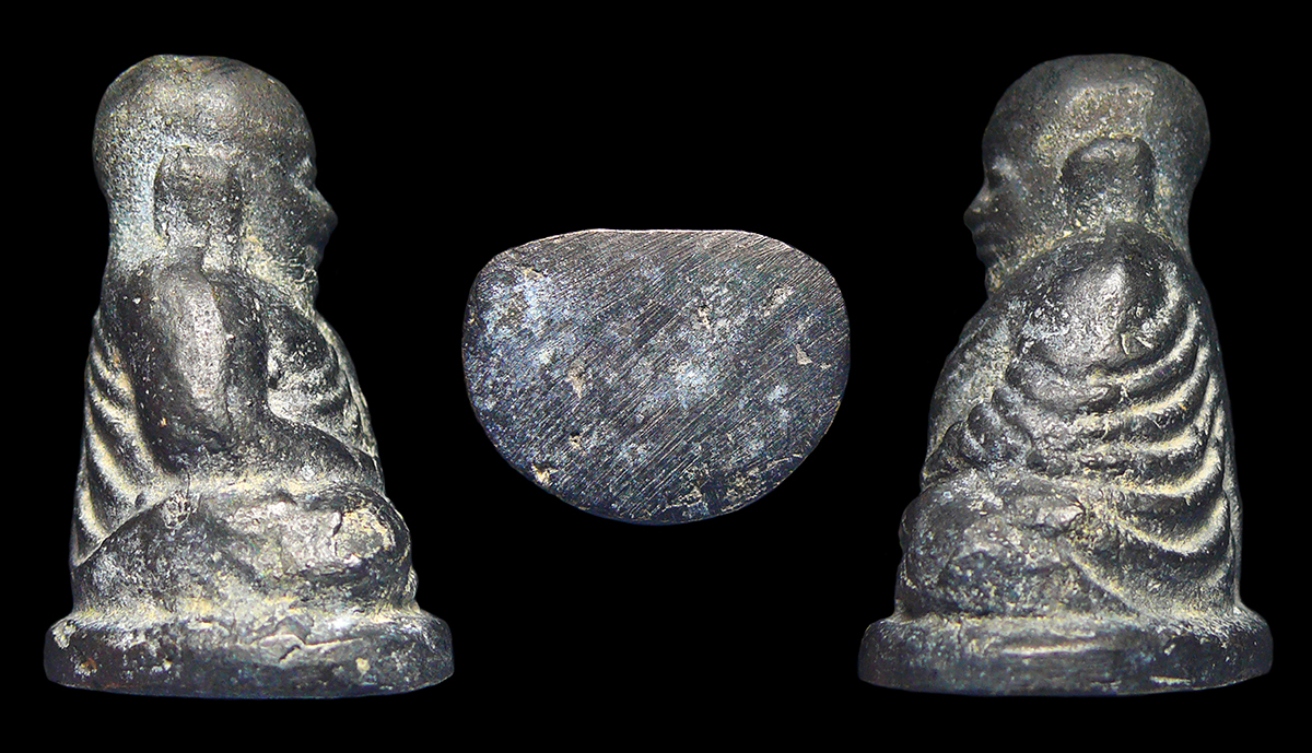 หลวงพ่อเงิน วัดบางคลาน จ.พิจิตร เนื้อโลหะผสม พร้อมกล่อง