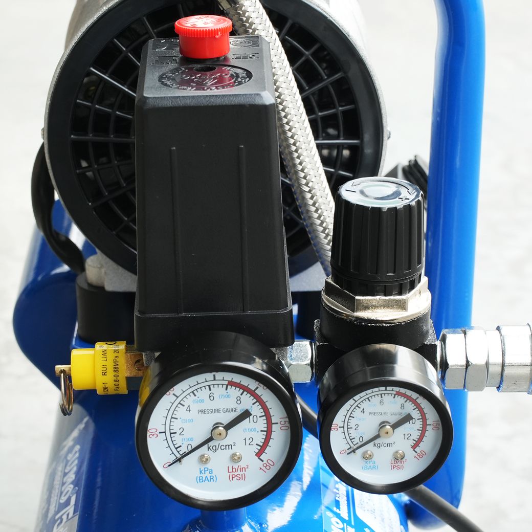 SUMO L Type 9L ปั๊มลมไร้น้ำมัน 9L 550W/220V