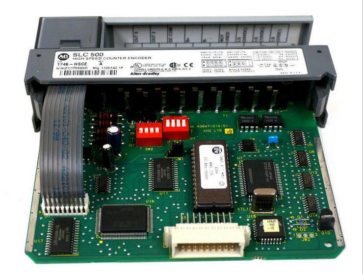Allen Bradley // frequency inverter // 284DFHD1P4Z10CR