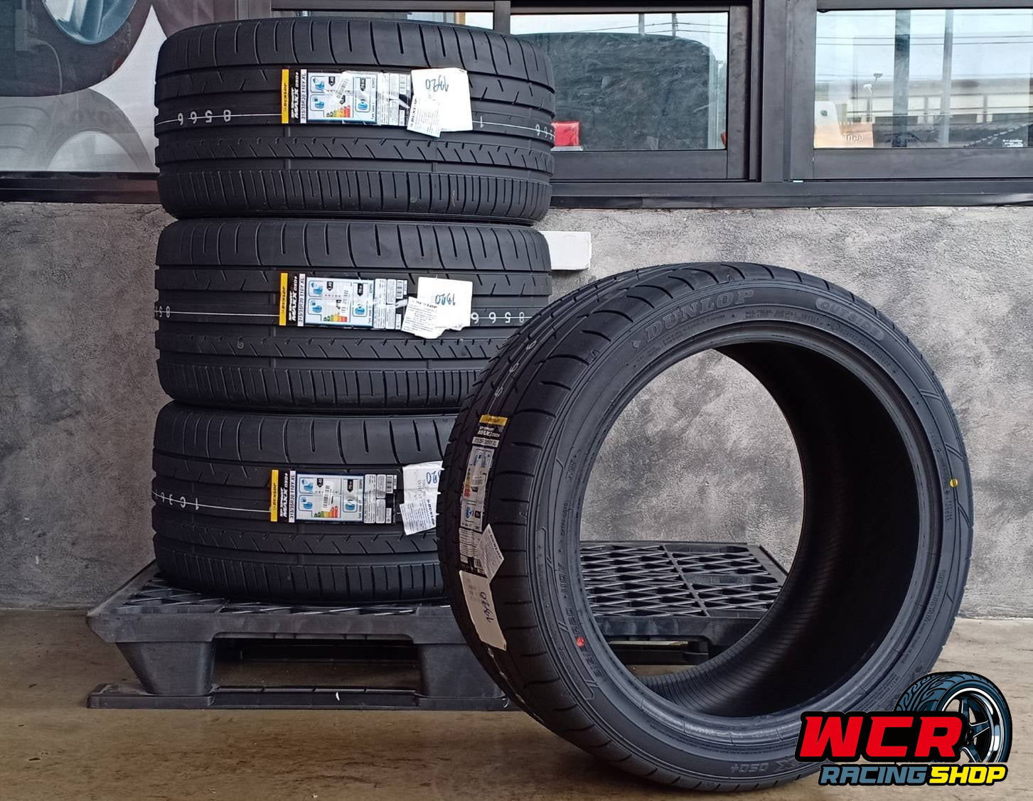 ยาง DUNLOP SP SPORT MAXX050+ ขนาด 255/45-20 ราคาพิเศษ สั่งได้