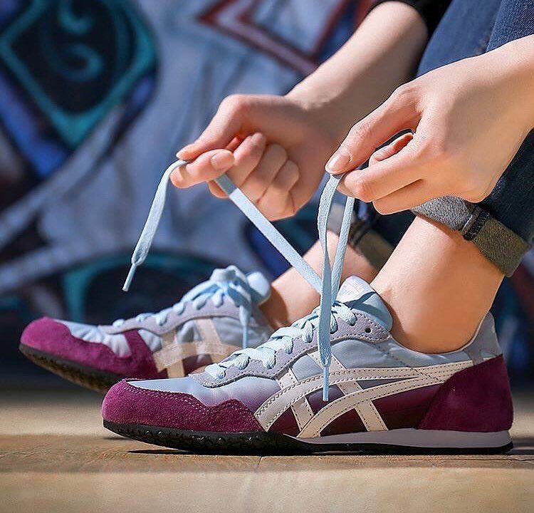 Onitsuka Tiger Serrano (Dark Purple/White)