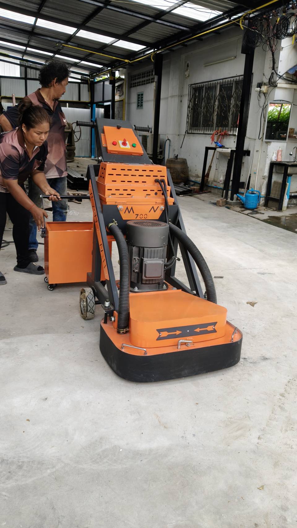 GV700/380V.เครื่องขัดพร้อมดูดฝุ่น 12 ใบขัด