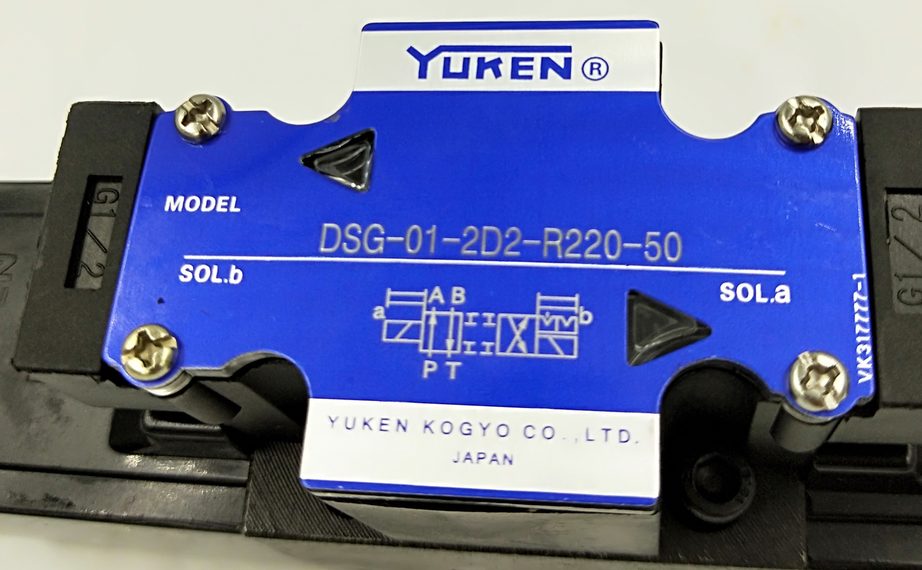 Yuken DSG-01-2D2-R220-50 hydraulic valve