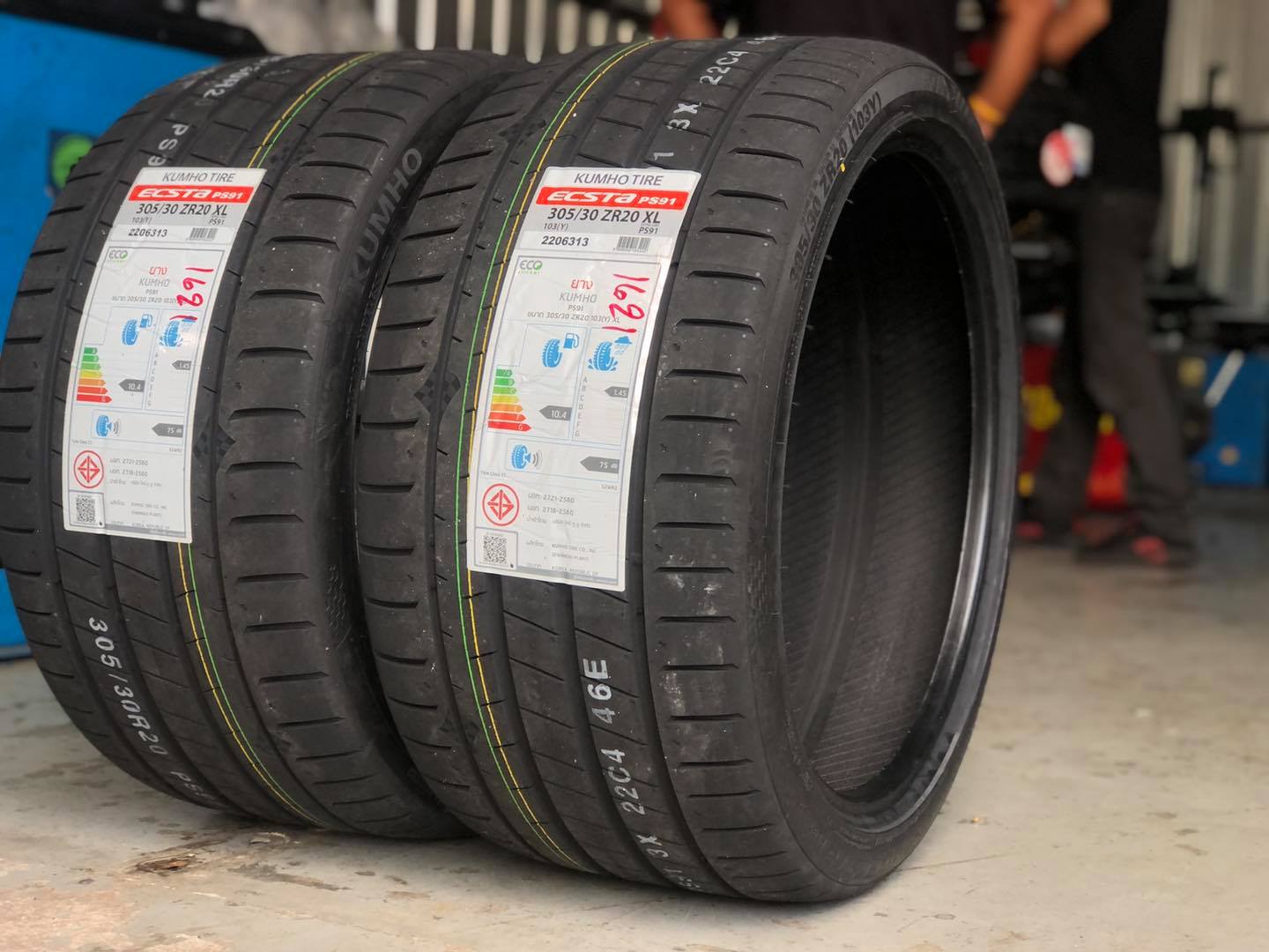 ยาง KUMHO ECSTA PS91 ขนาด 305/30-20