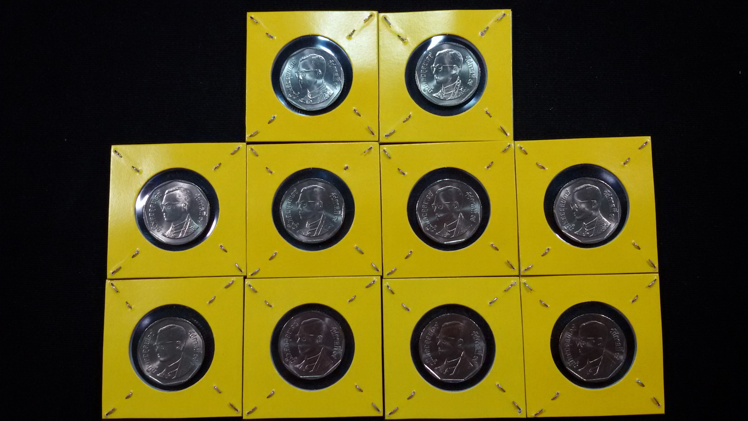เหรียญ 5 บาท ปี43 UNC หายาก