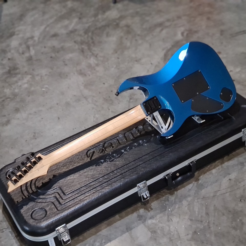 (USED) Ibanez RG770DXLB Laser Blue Reissue