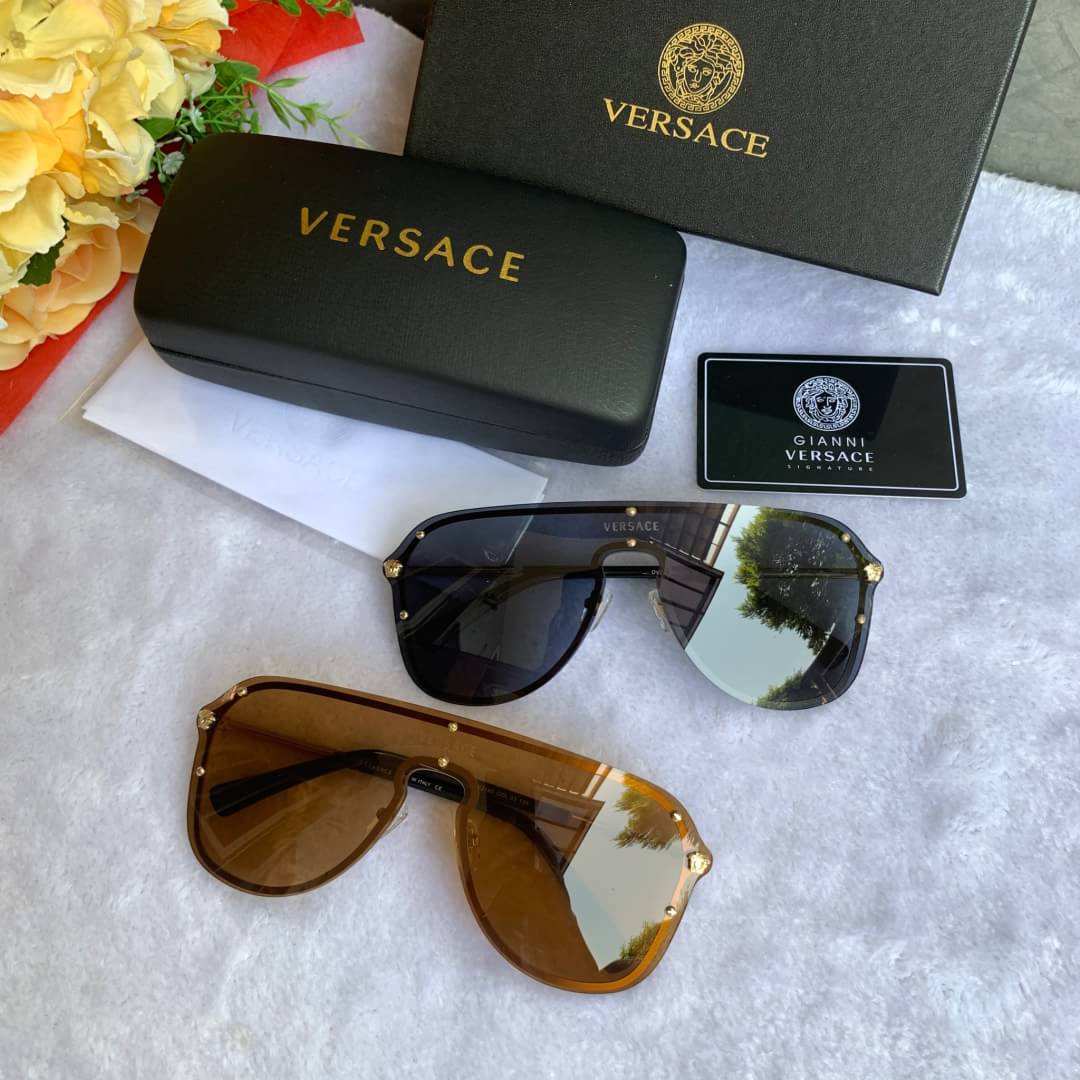 Versace OVE2180 งานกระจกแผ่นเดียว เจาะเลนส์ เปลือยกรอบ ทรงทันสมัย🤩 งานเกรด Hi end ปั้มโลโก้ทุกจุด เทียบแท้1:1 Sz. 135 mm Made in italy Pri. 1900.- อุปกรณ์ครบเซทใหญ่ตามแบรนด์ : Full set ✅รับประกันความพอใจ👍🏼 สอบถามเพิ่มเติมได้