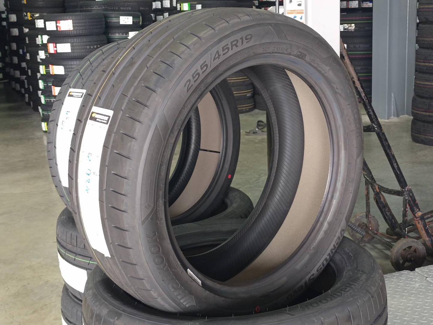 ยาง Hankook Ventus S1 EV03 eV K127E ขนาด 255/45-19