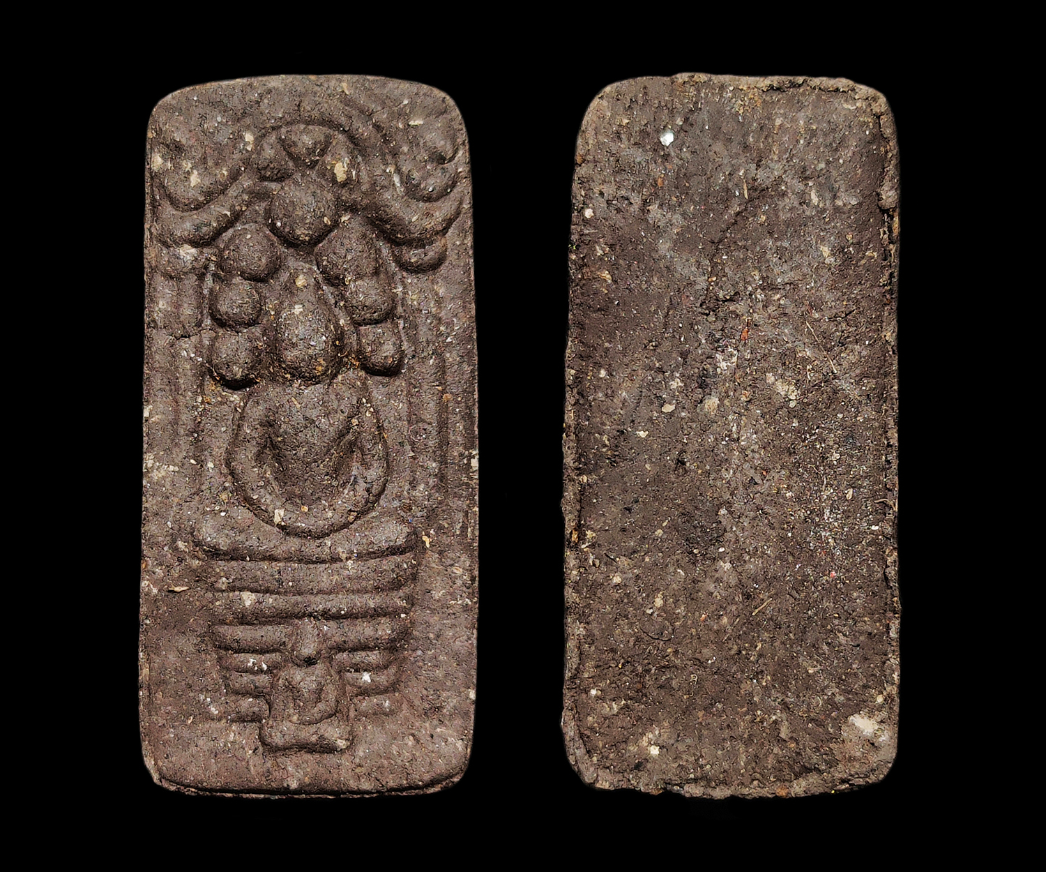 พระนางตรา รุ่น100ปี อ.ท่าศาลา ปี2541 เนื้อผงว่านผสมดินกากยายักษ์ และผสมผงพระนางตรากรุเก่า ท่านขุนพันธ์เป็นเจ้าพิธีร่วมปลุกเสกกับพระเกจิอาจารย์สายเขาอ้ออีกหลายท่าน สภาพสวยสมบูรณ์มาพร้อมกล่องเดิมๆ