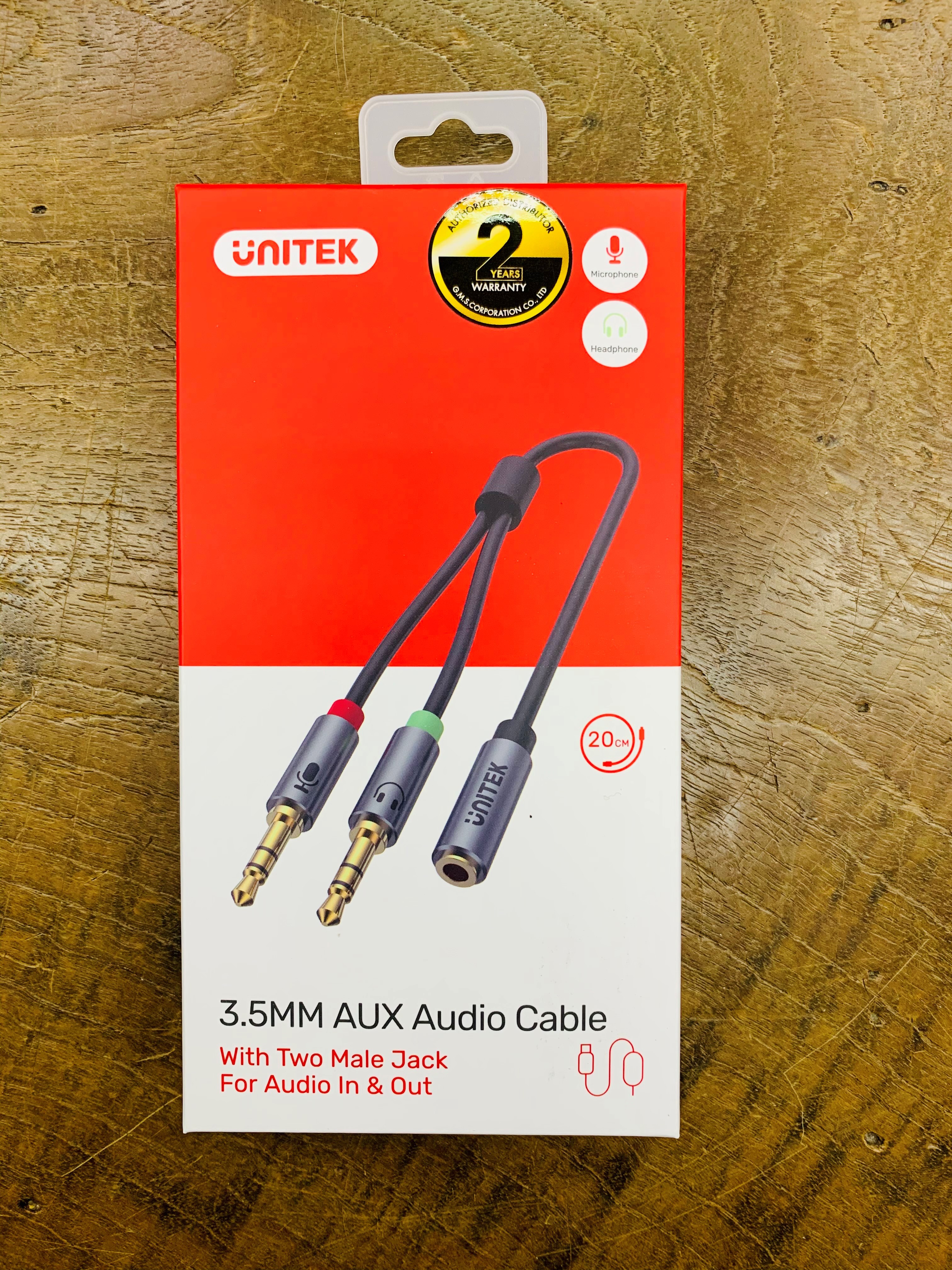 Headset Adapter (Dual 3.5mm Plug to 3.5mm Jack) Stereo Audio Cable Model: Y-C957ABK