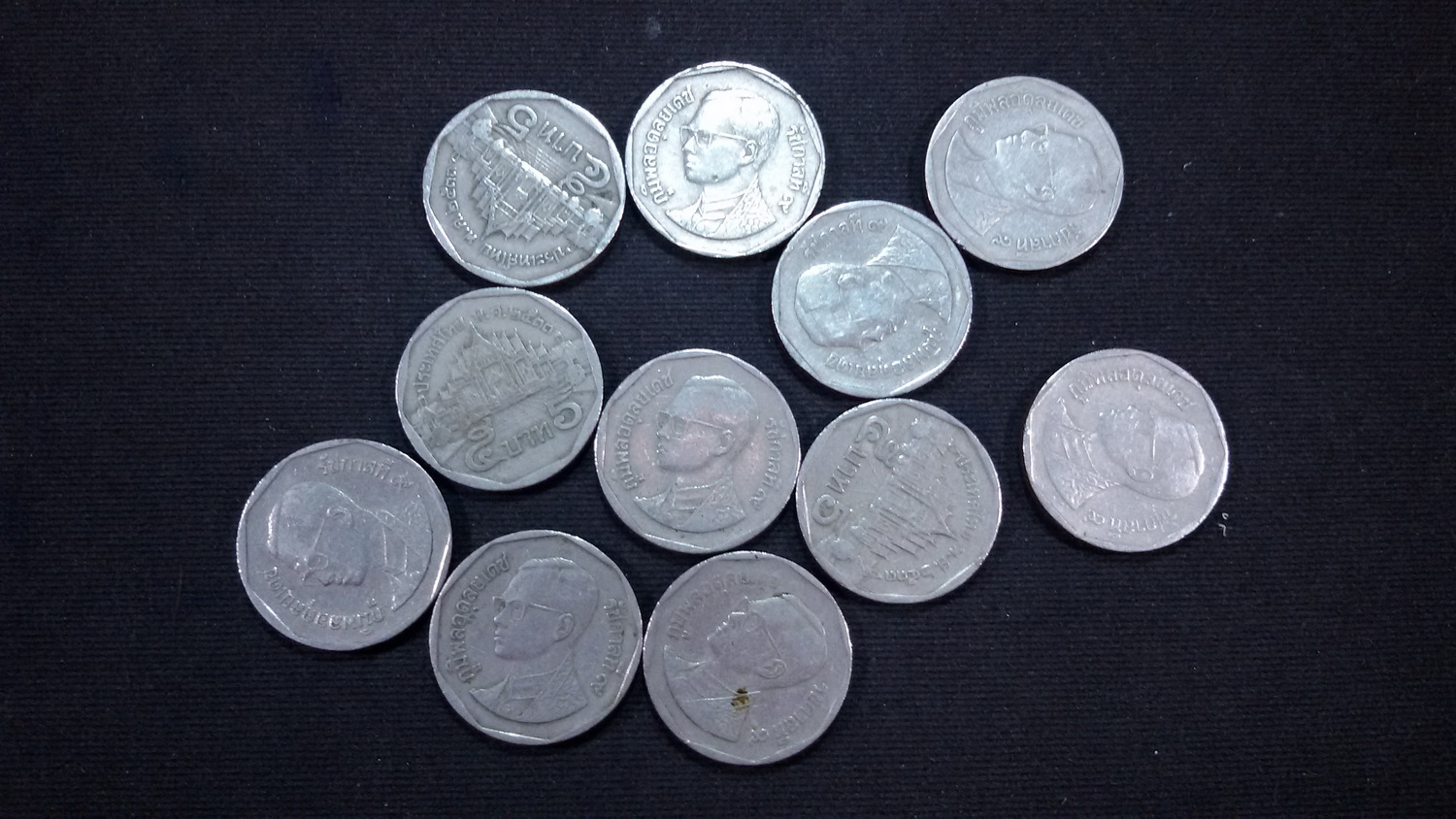 เหรียญ 5 บาท ปี33 ผ่านใช้ หายากลำดับ8