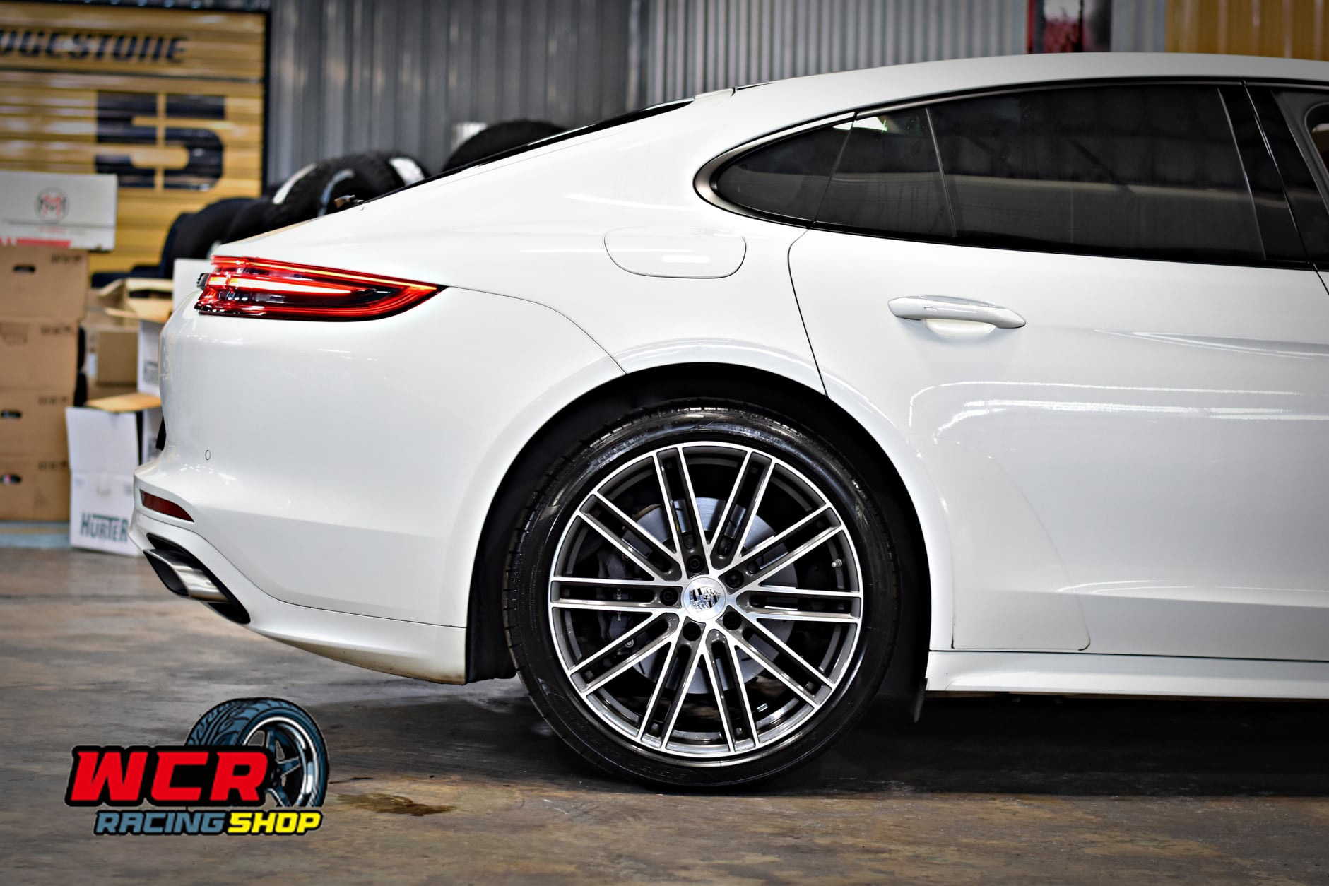 ยาง PIRELLI P ZERO (PZ4) ขนาด 275/35ZR21