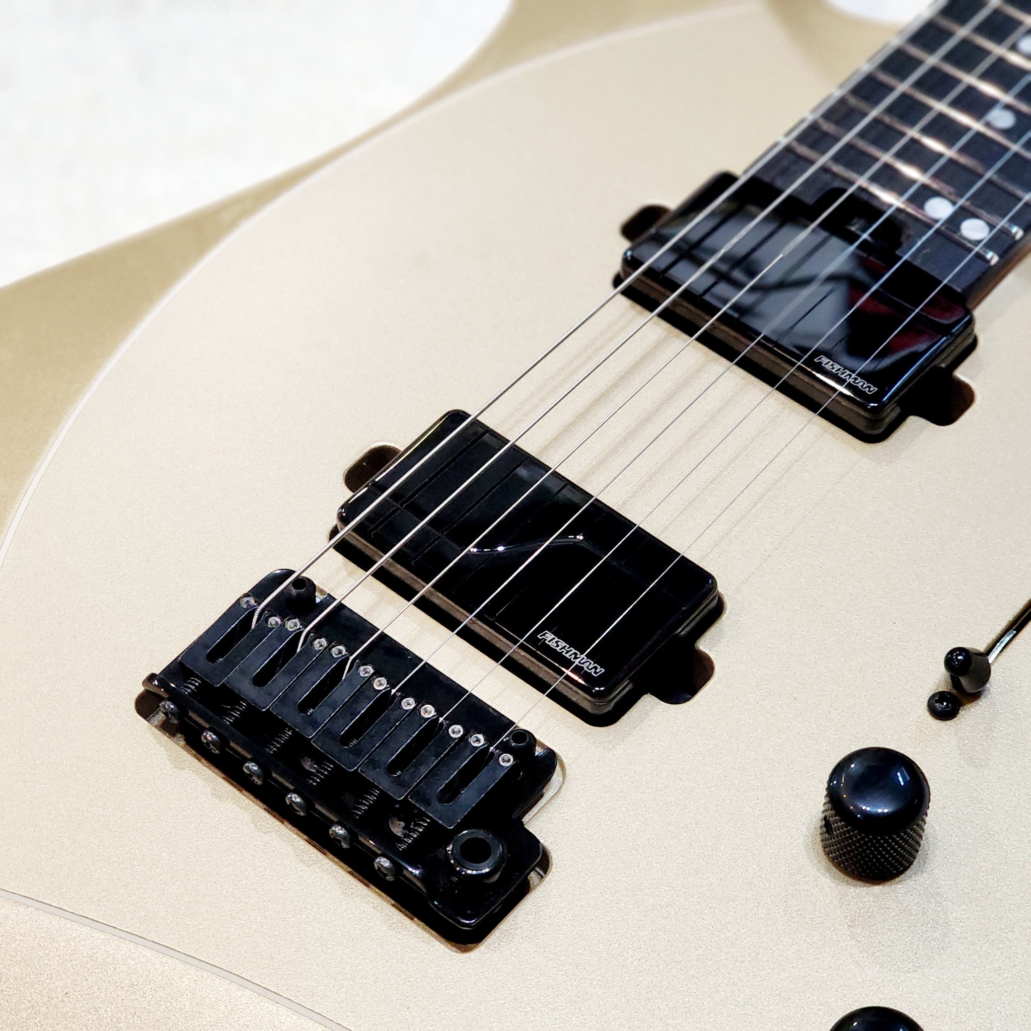 ABASI // EMI 6 // MASTER SERIES // CHAMPAGNE