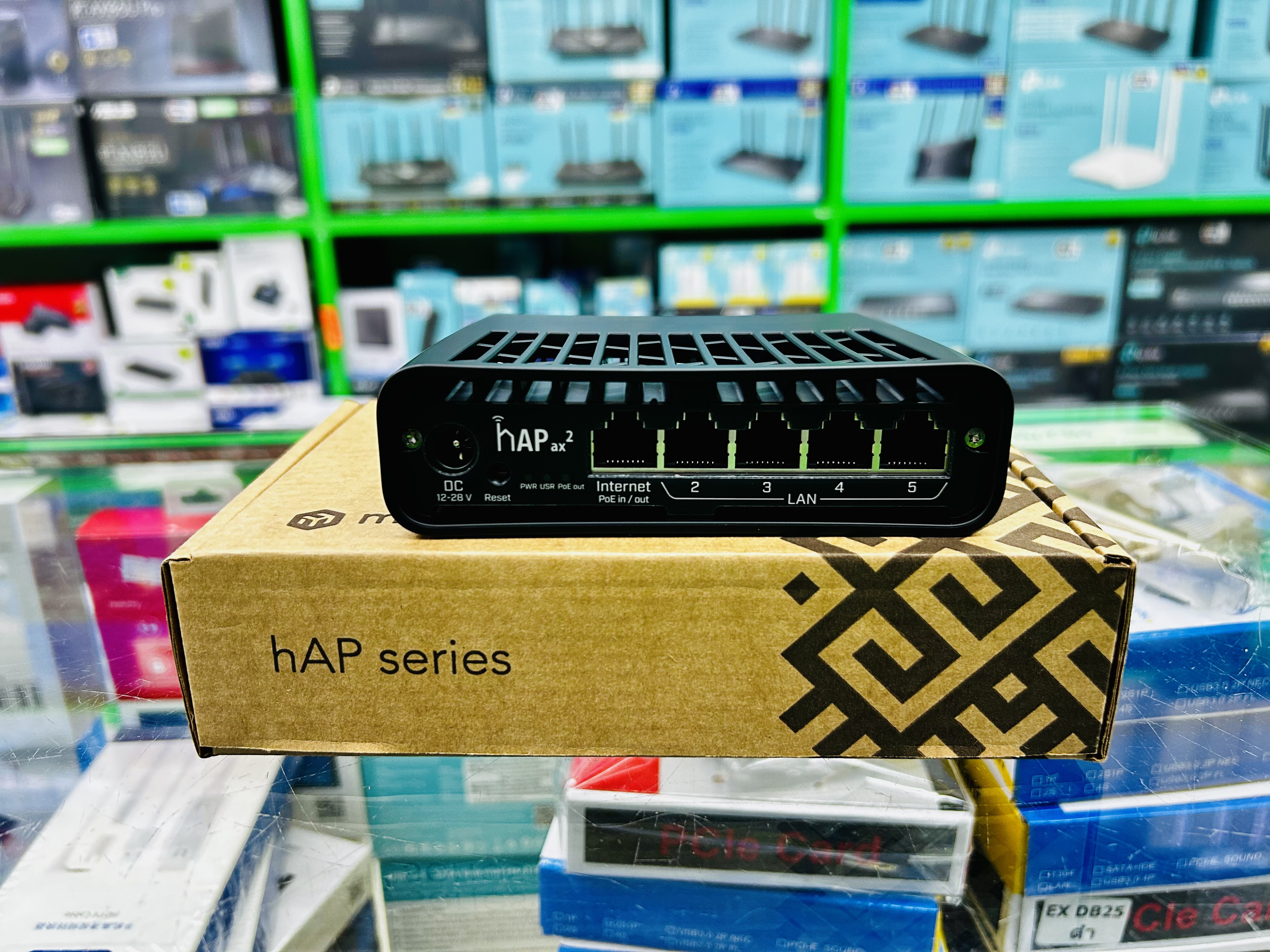 Mikrotik hAP ax2 Wireless Router WiFi6 CPU 4 Core 864MHz, Ram 1GB, ROS LV.4 WIFI6(C52iG-5HaxD-TC-TH)