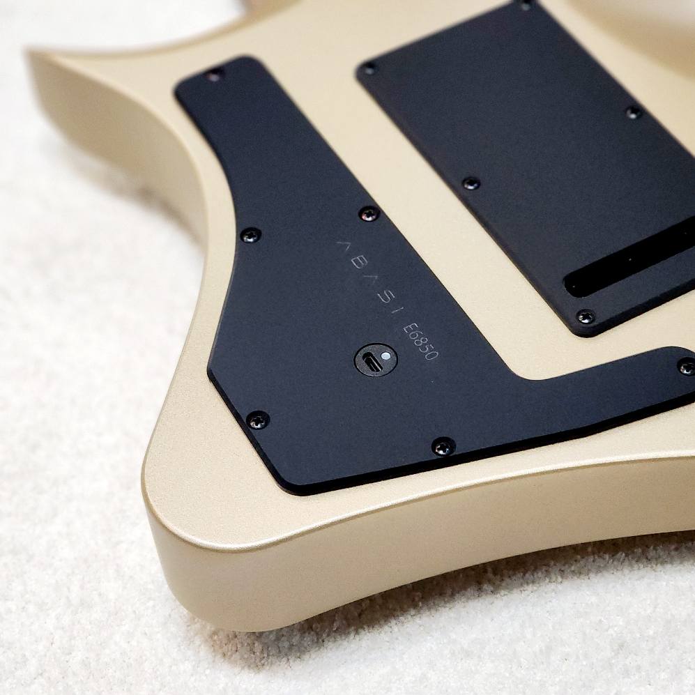 ABASI // EMI 6 // MASTER SERIES // CHAMPAGNE