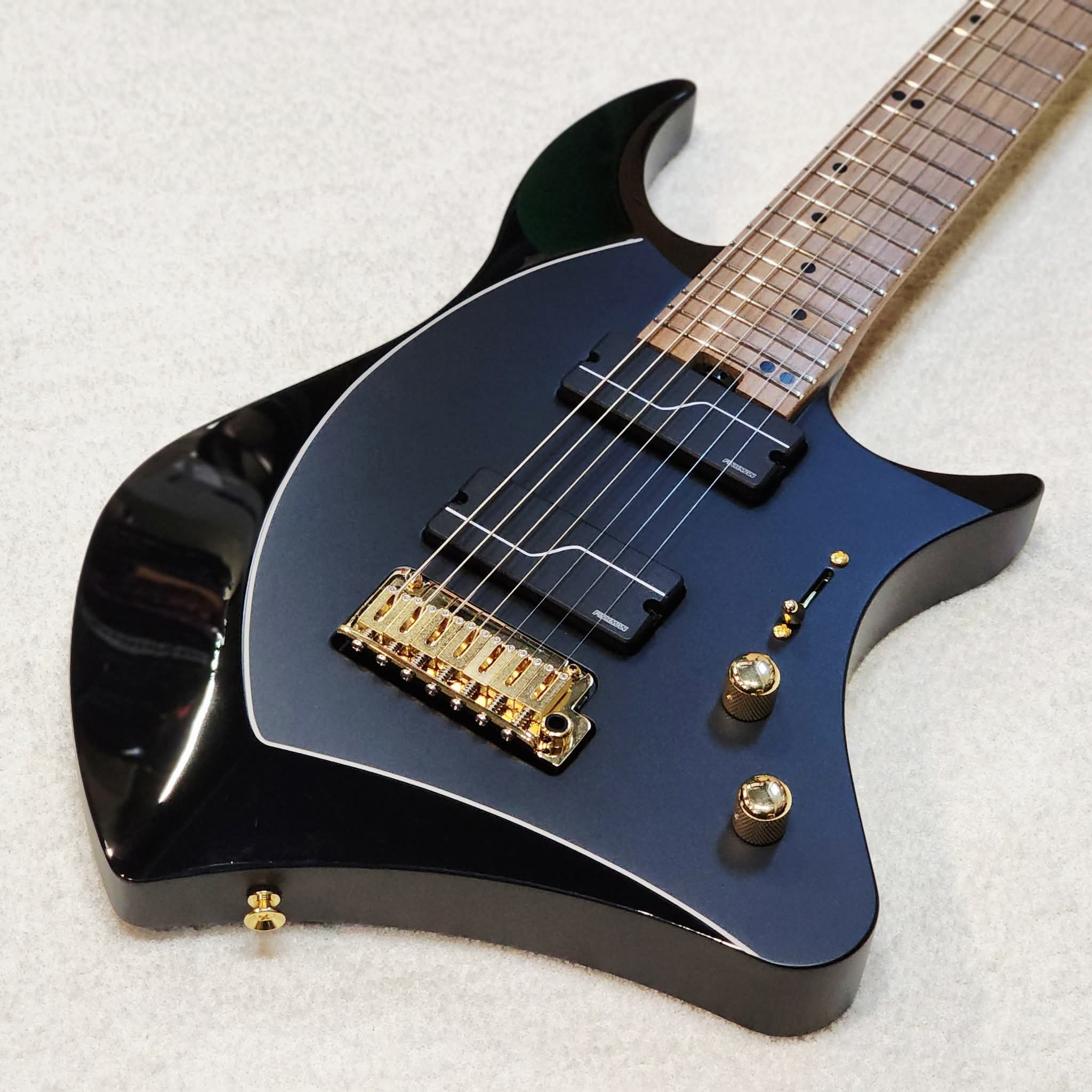 ABASI // EMI 7 // MASTER SERIES // BLACK BEAUTY
