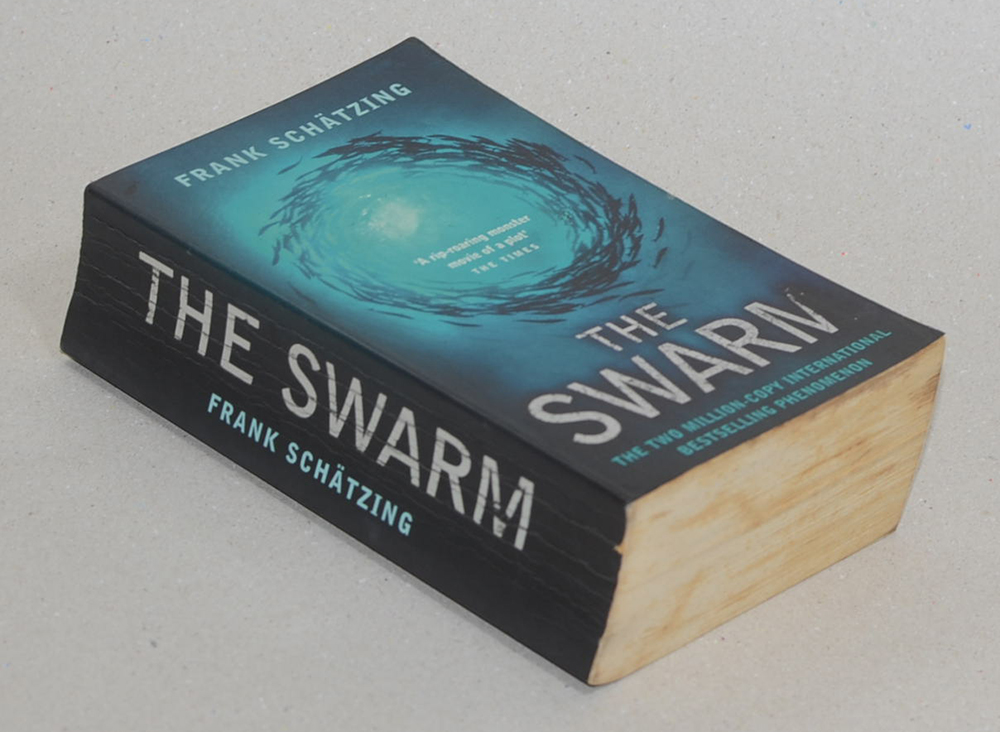 THE SWARM (เล่มเล็ก)