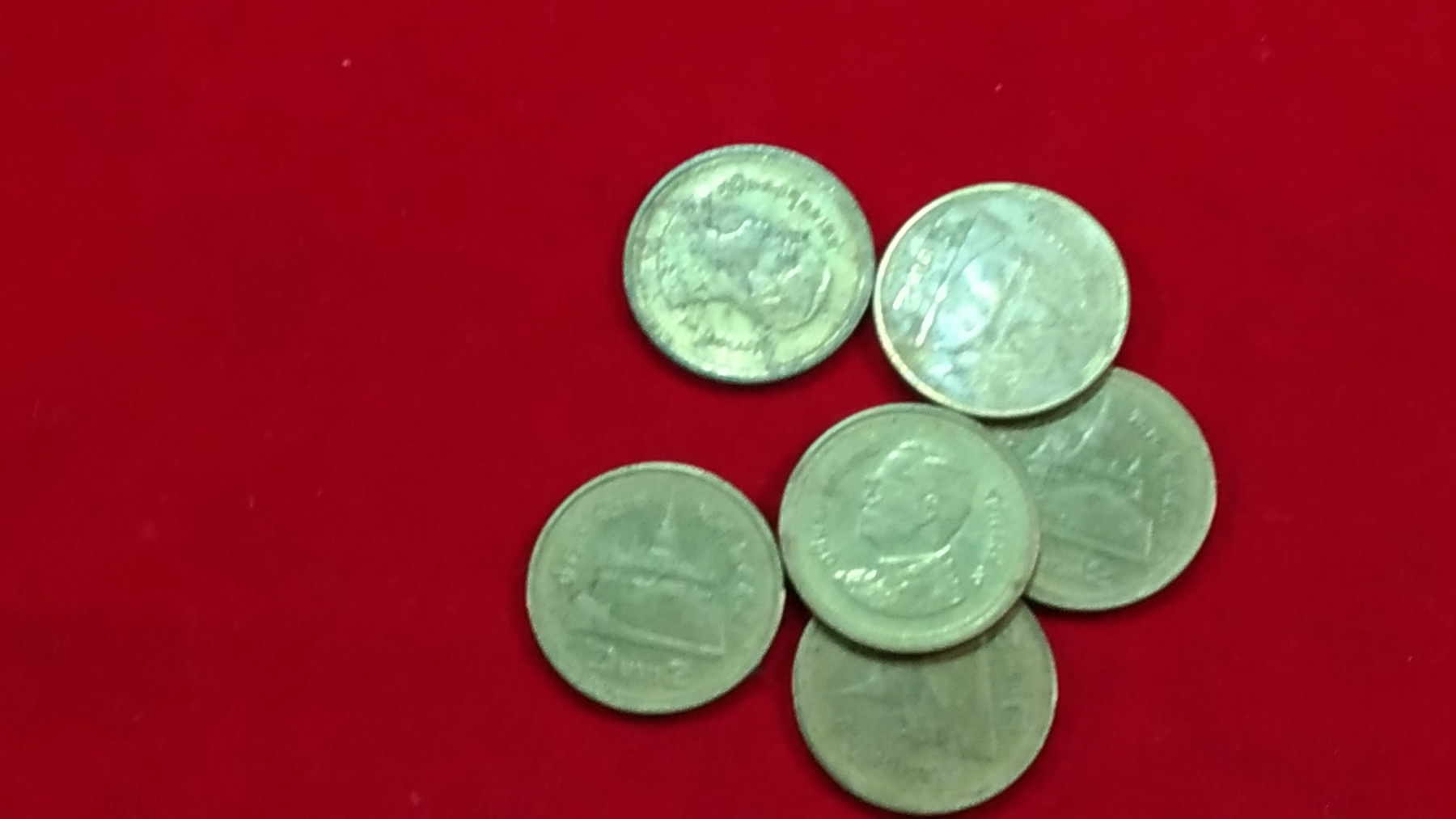 เหรียญ 2 บาทสีทองปี2554 ผ่านการใช้ หายากลำดับ7