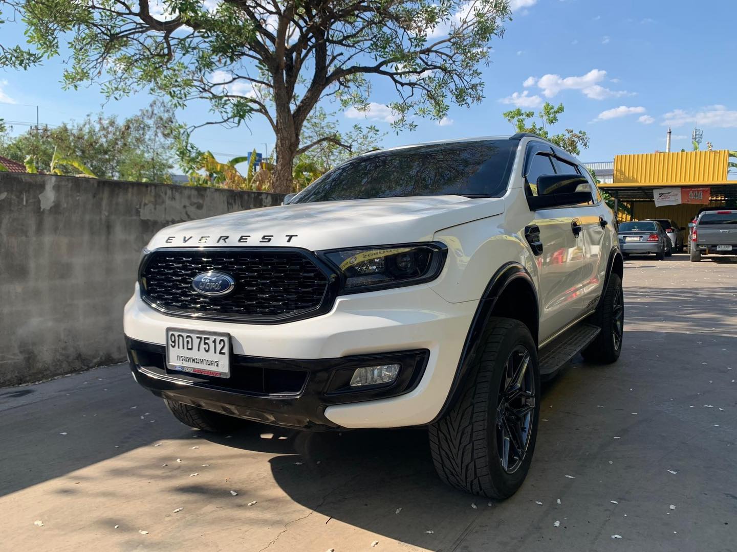 Ford Everest ติดตั้งโช๊ค Monotube Profender OEM2.5 ซัพแทงค์ปรับ8ระดับ (Std) คู่หลัง Profender mono piggyback พร้อมสปริง