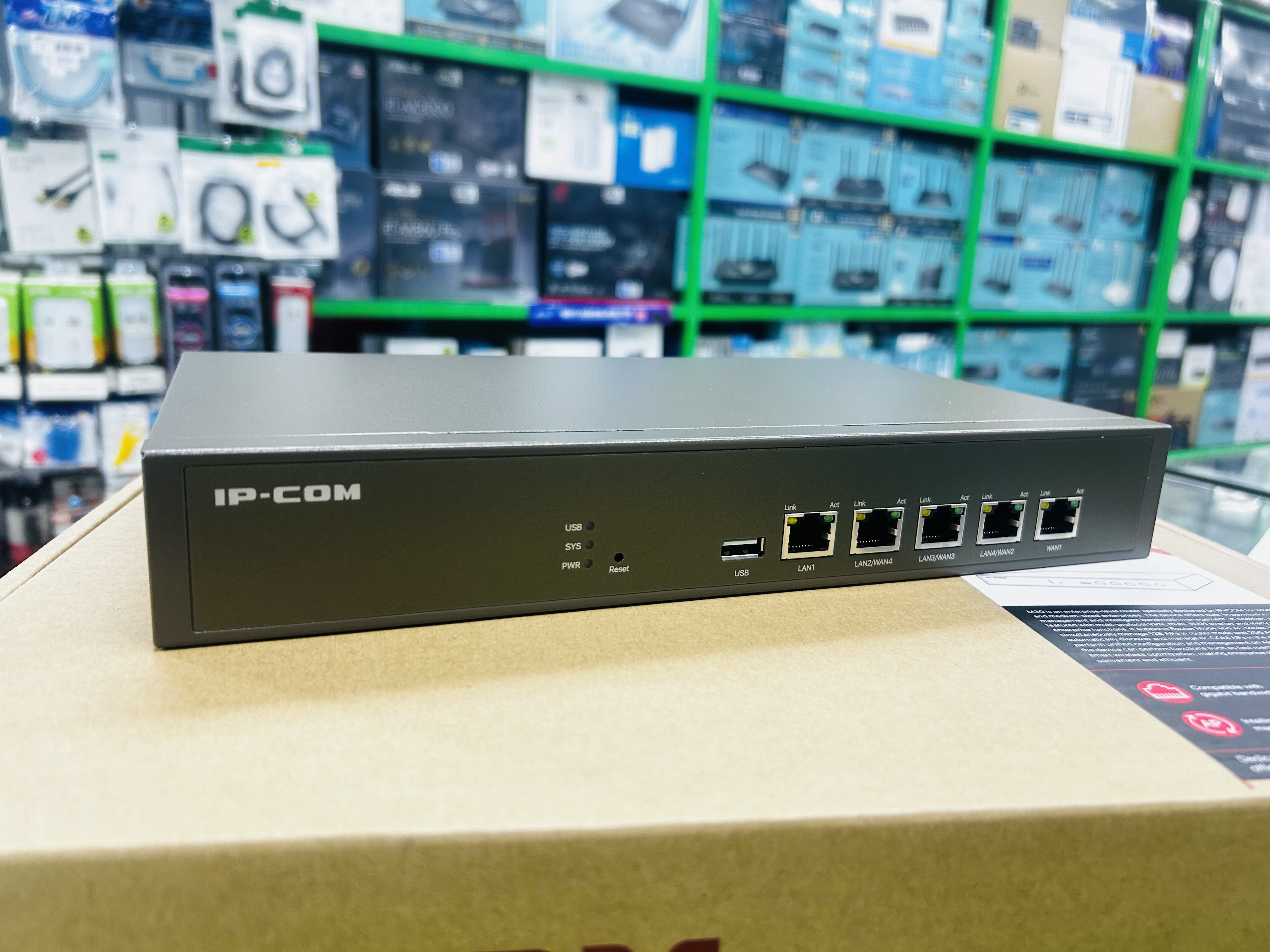 IP-COM Enterprise Router M30