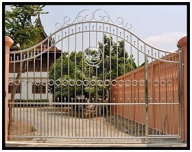 ประตูรั้วสแตนเลสหน้าบ้าน