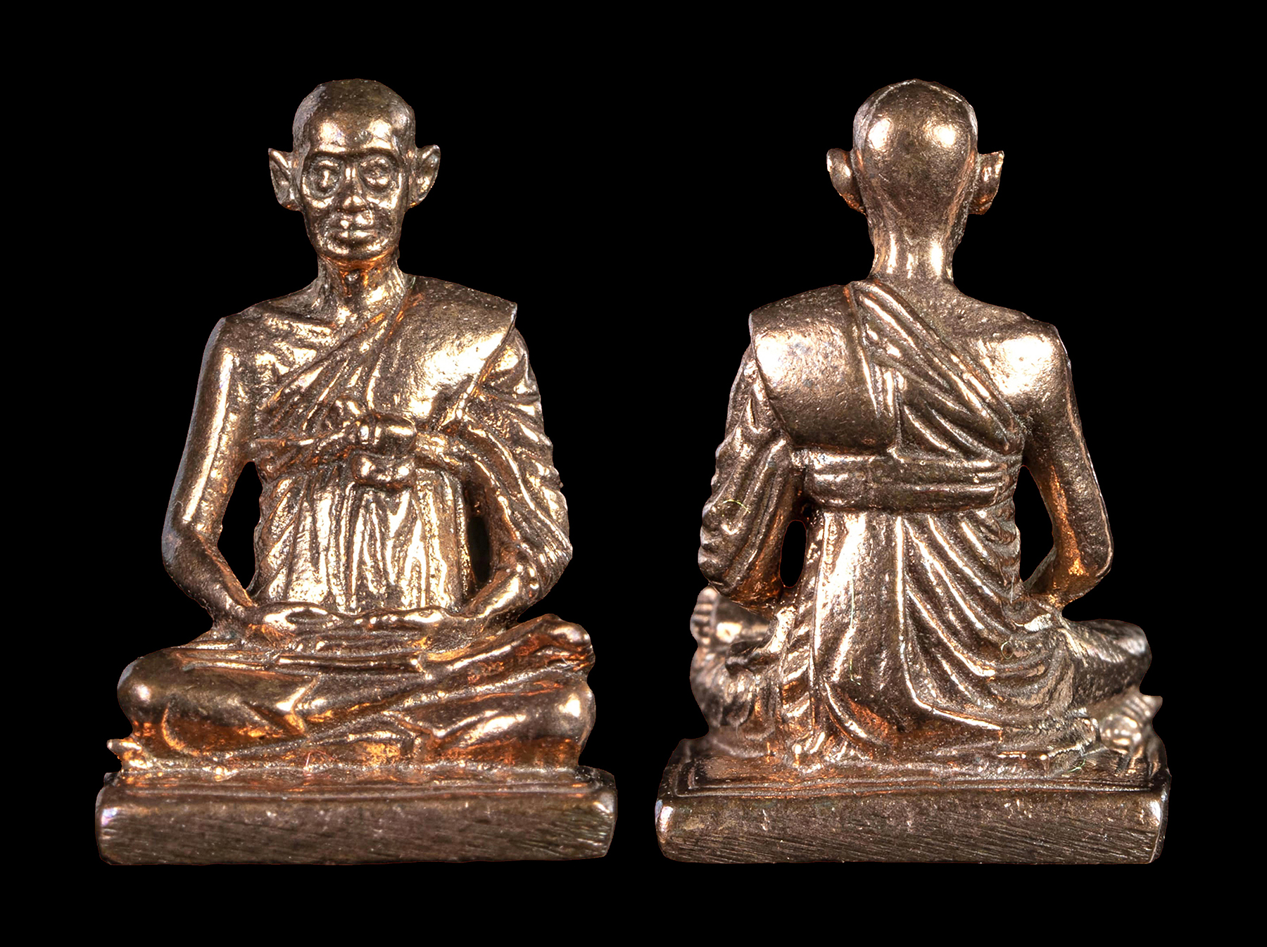 รูปหล่อสมเด็จพระพุฒาจารย์โต พรหมรังสี รุ่น ๒๑๔ ปีเกิด วัดระฆังโฆสิตาราม ปี2545 เนื้อนวะขัดผิว ก้นตอกโค๊ตระฆัง สภาพสวยพร้อมกล่องเดิมๆ