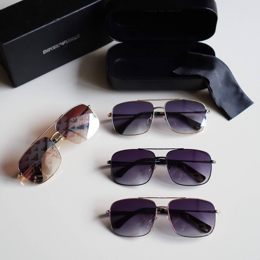 #olsarmaniglasses 🤩แว่นตากันแดด เลนส์พิเศษ ARmani🤩 สีทั้งแบบโชว์ลาย และฝังลายในเนื้อเลนส์ แบบที่มีลายในเนื้อเลนส์จะเห็นลายเมื่อเจอไอร้อน เป็นเลนส์หายาก ขายไม่แพง Sz.61-14-140 mm ราคา 1600 บาท อุปกรณ์ครบเซทใหญ่ตามแบรนด์ : Full set ✅ร
