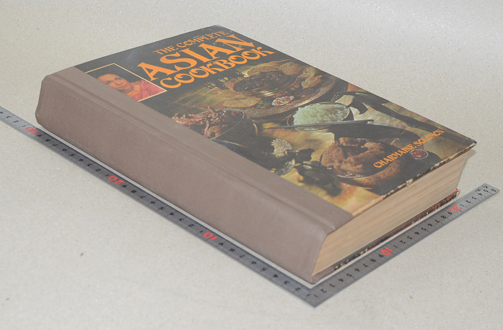 THE COMPLETE ASIAN COOKBOOK