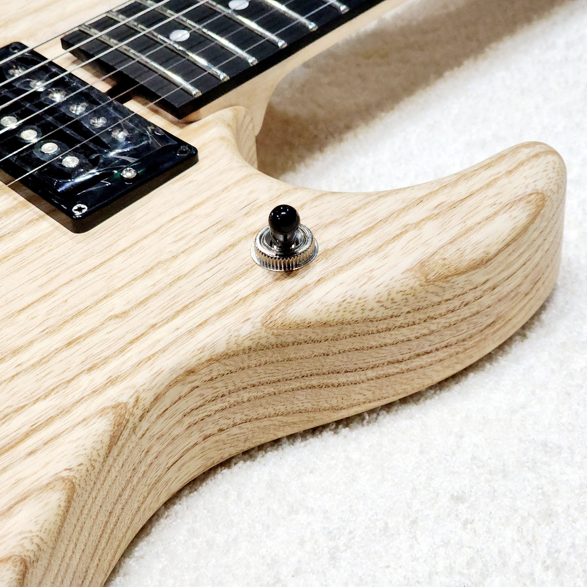 (BRAND NEW) WASHBURN N4-NUNO SWAMP ASH USA