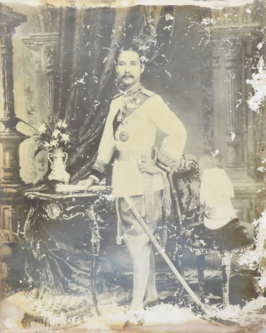 พระบรมฉายาลักษณ์ พระบาทสมเด็จพระจุลจอมเกล้าเจ้าอยู่หัว (พร้อมกรอบ)