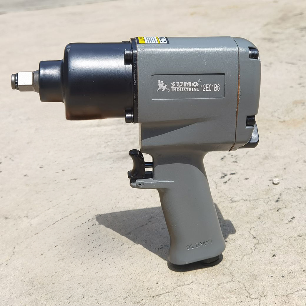 SUMO 12E01B6-B บล็อกลม 1/2" 850Nm ลูกตีคู่