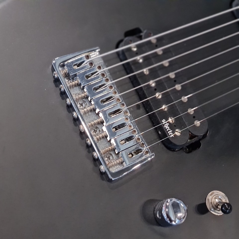 (USED) SCHECTER C8-ELITE SATIN BLACK