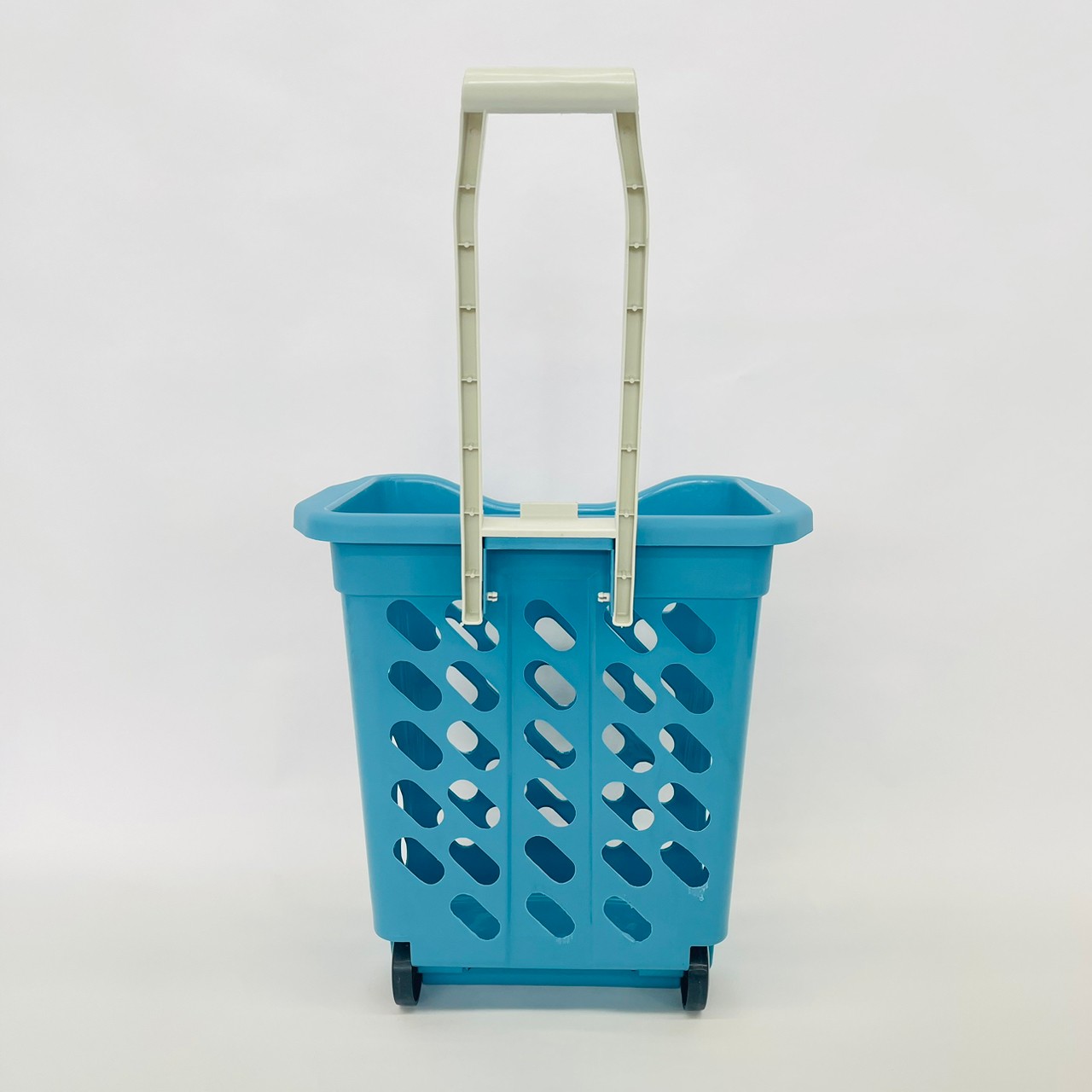 ชมพู ฟ้า เขียว