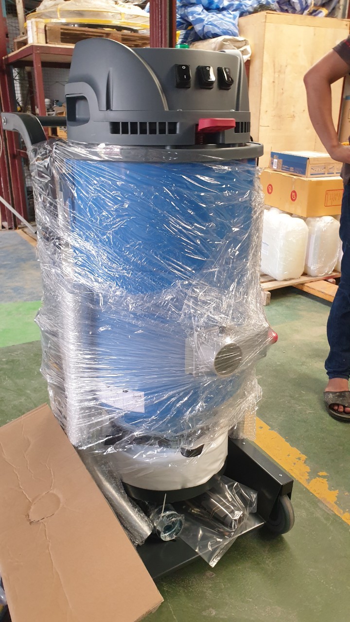 VC65 เครื่องดูดฝุ่นอุตสาหกรรม ขนาด 50 ลิตร (Blue)