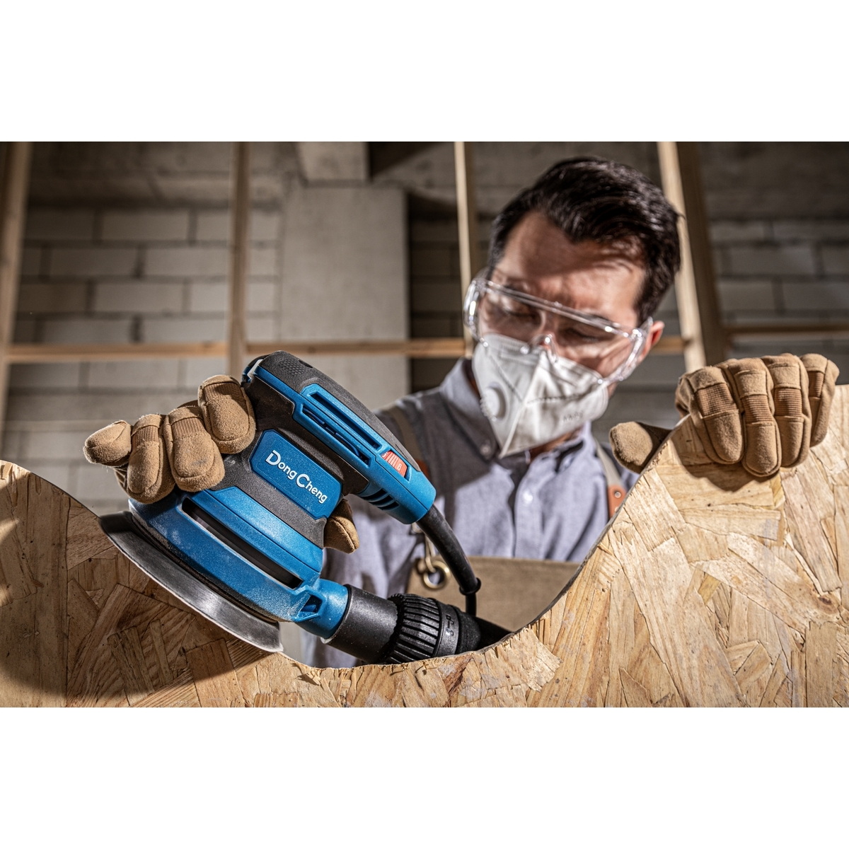 Dong Cheng DSA02-125 เครื่องขัดกระดาษทรายกลม 5" 380W