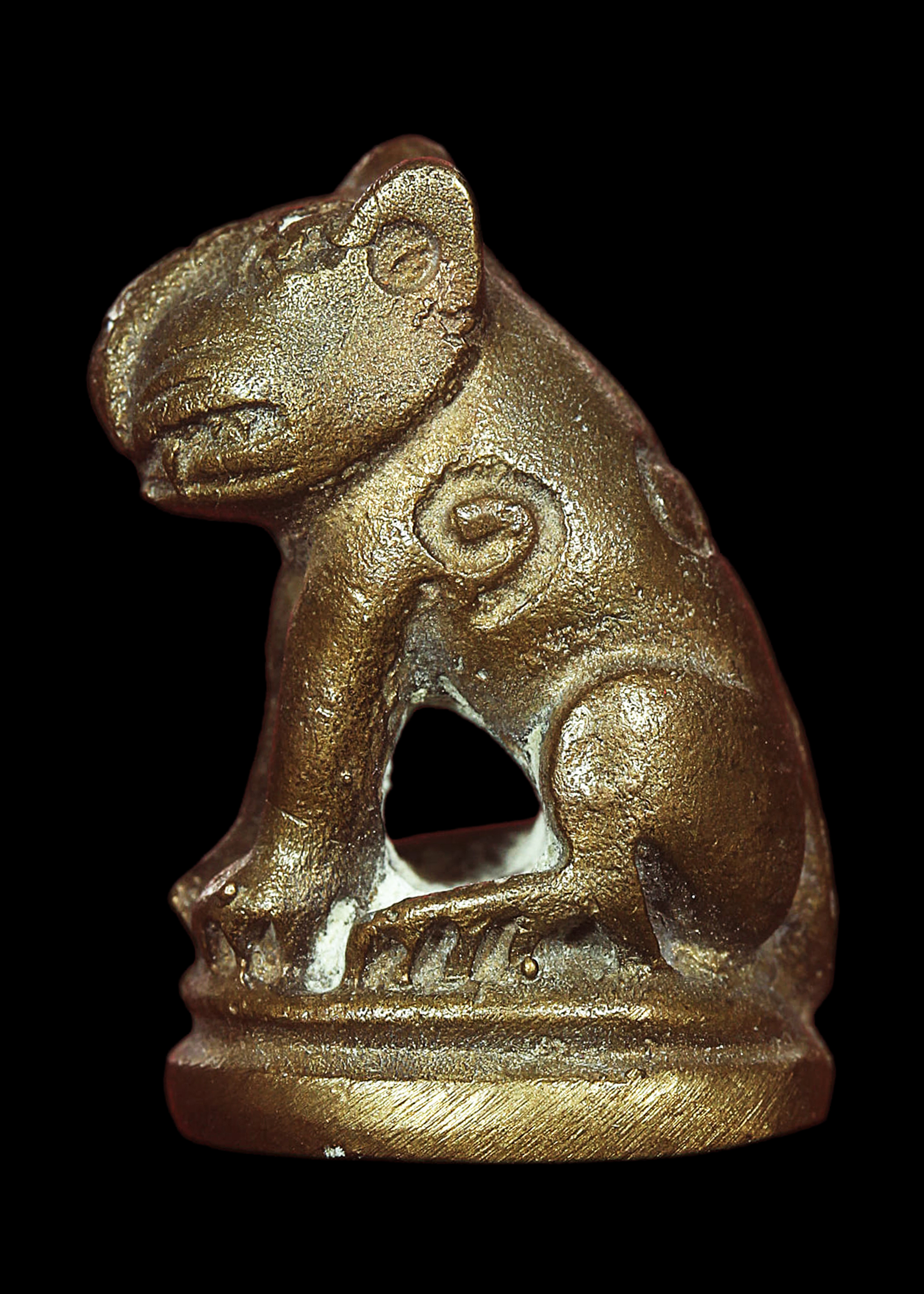 เสือรุ่น2 หลวงพ่อสมชาย วัดปริวาส กทม. ปี2539 เนื้อสัมฤทธิ์ ตอกเลข 2 ใต้ฐาน มีคราบแป้งเจิมติดเดิมๆ สภาพสวยแชมป์