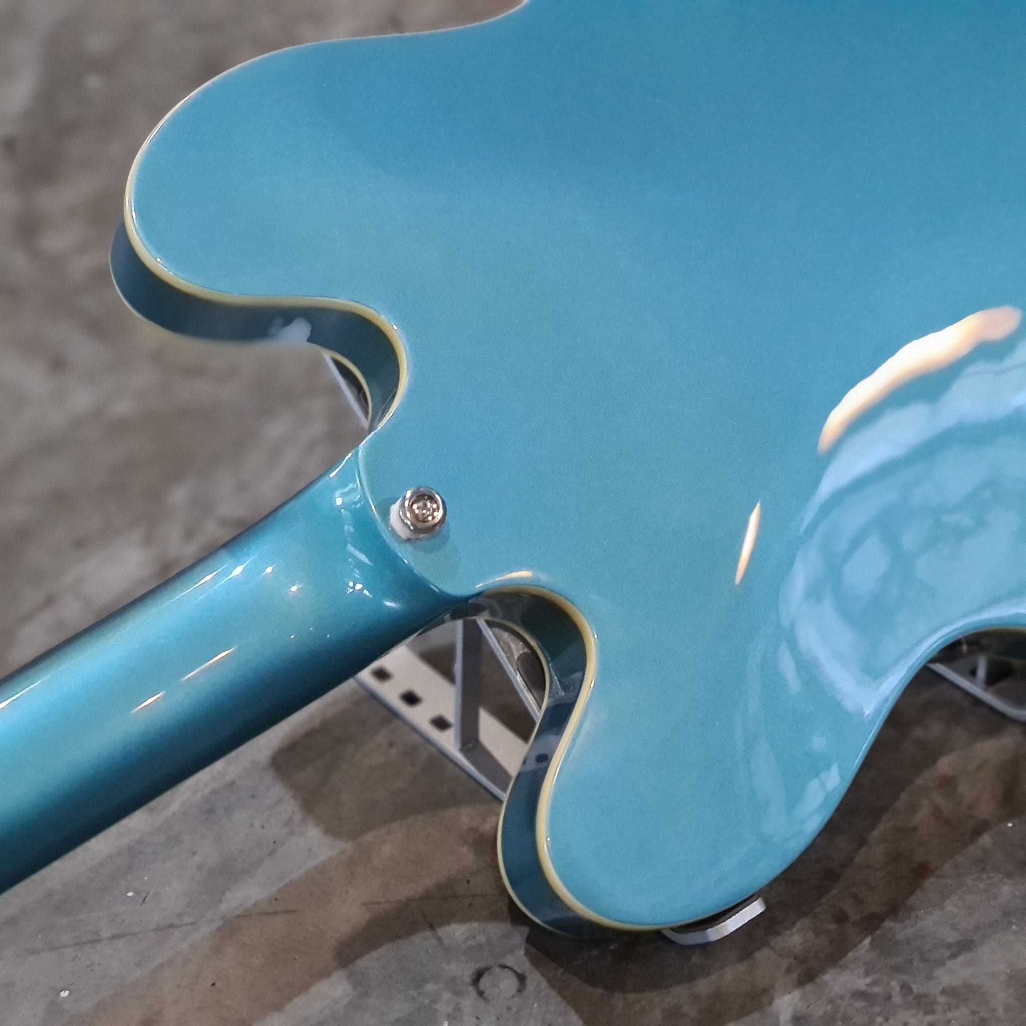 (USED) EPIPHONE SUPERNOVA " Noel Gallagher " Signature