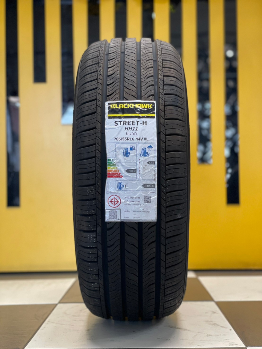 ยางBLACKHAWK HH11 ขนาด 215-45-17ราคาพิเศษ สั่งได้