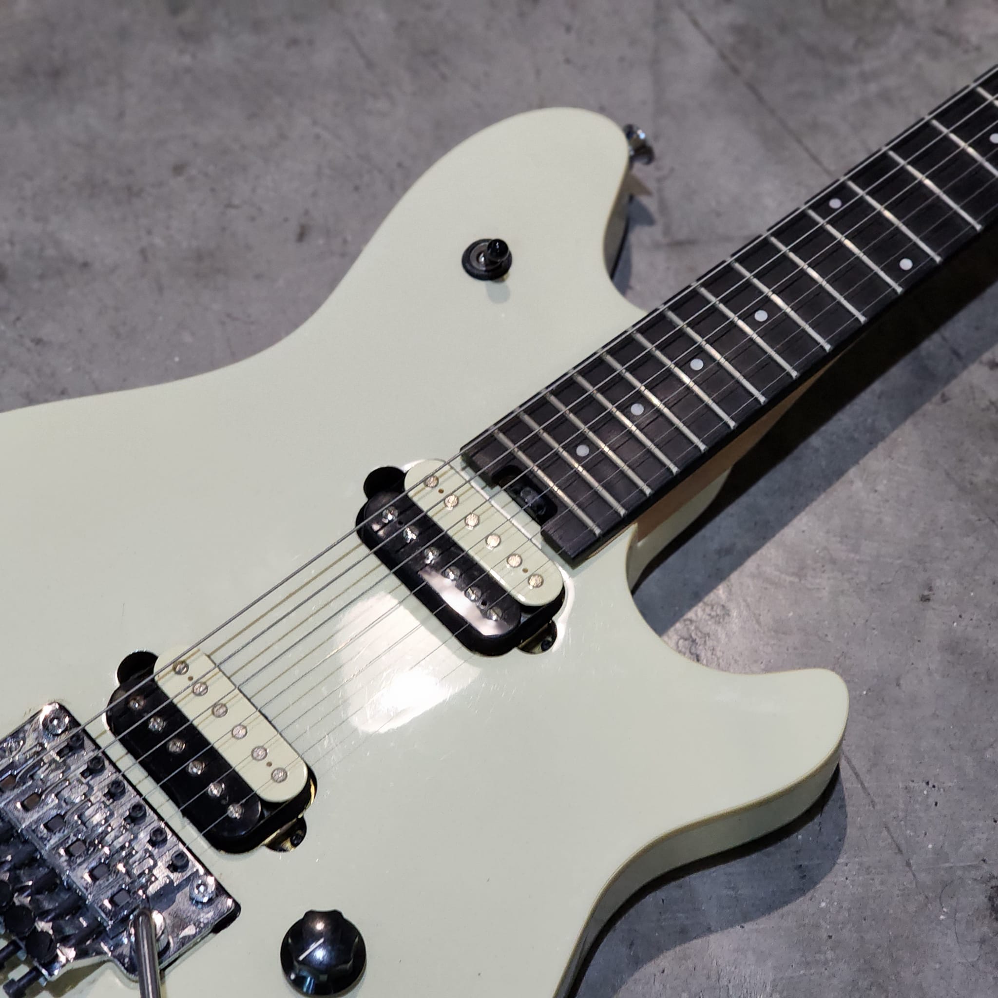 (USED) EVH Wolfgang Special - Ivory - Ebony Fingerboard 2018