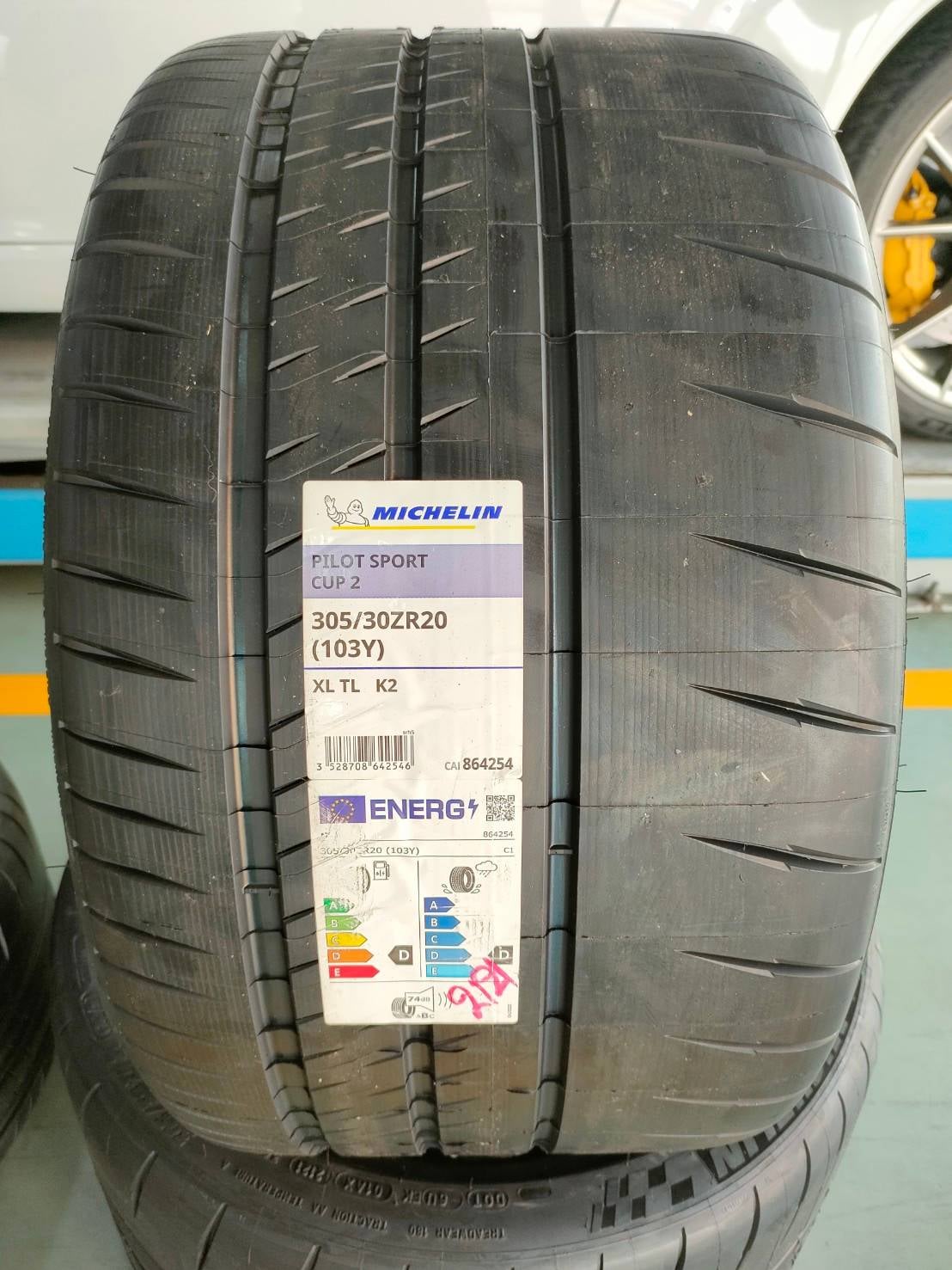 ยาง MICHELIN PILOT SPORT CUP 2 CONNECT ขนาด 245/40-18ราคาพิเศษ สั่งได้