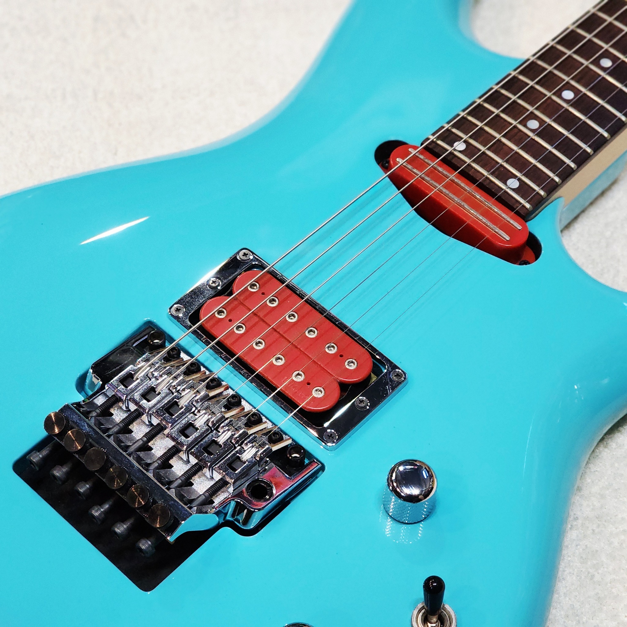 (USED) IBANEZ JS 2410 JOE SATRIANI - SKY BLUE