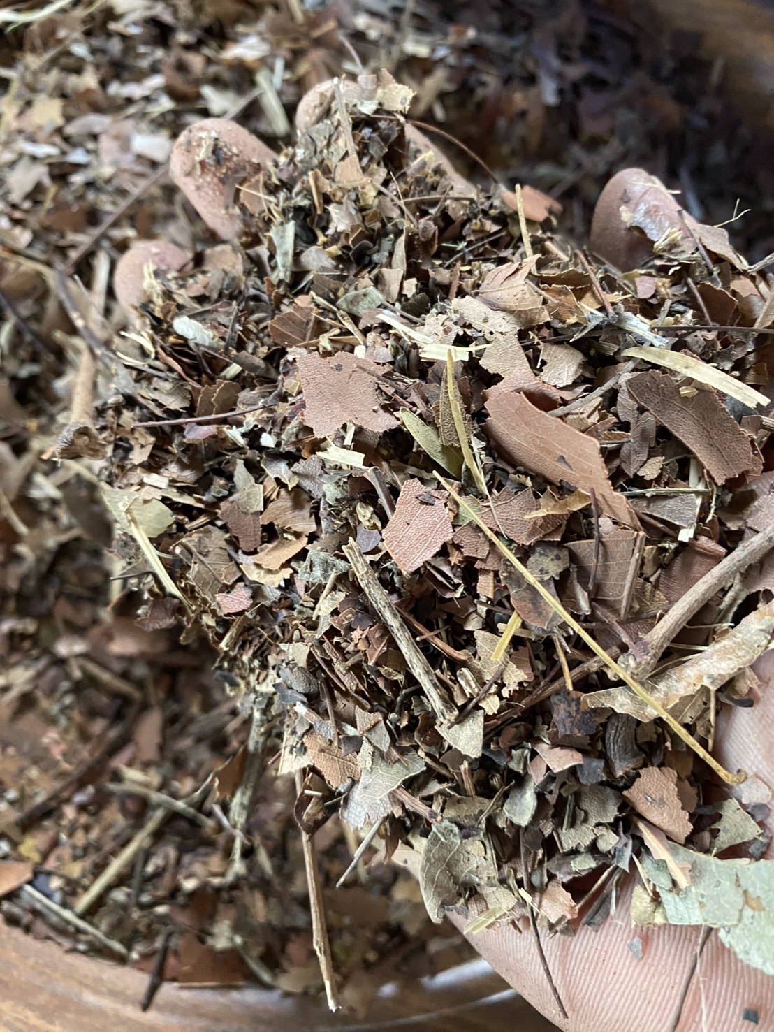 ใบไม้แห้งบด Leaf